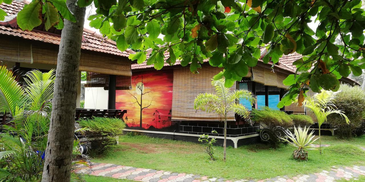 Maadathil Cottages Varkala Luaran gambar